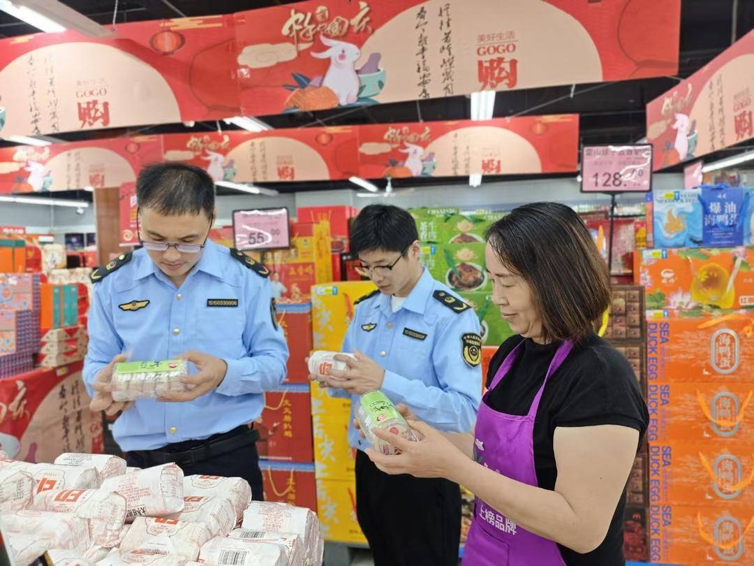 惠民市场监管局三个维度建强服务型市场监管执法队伍
